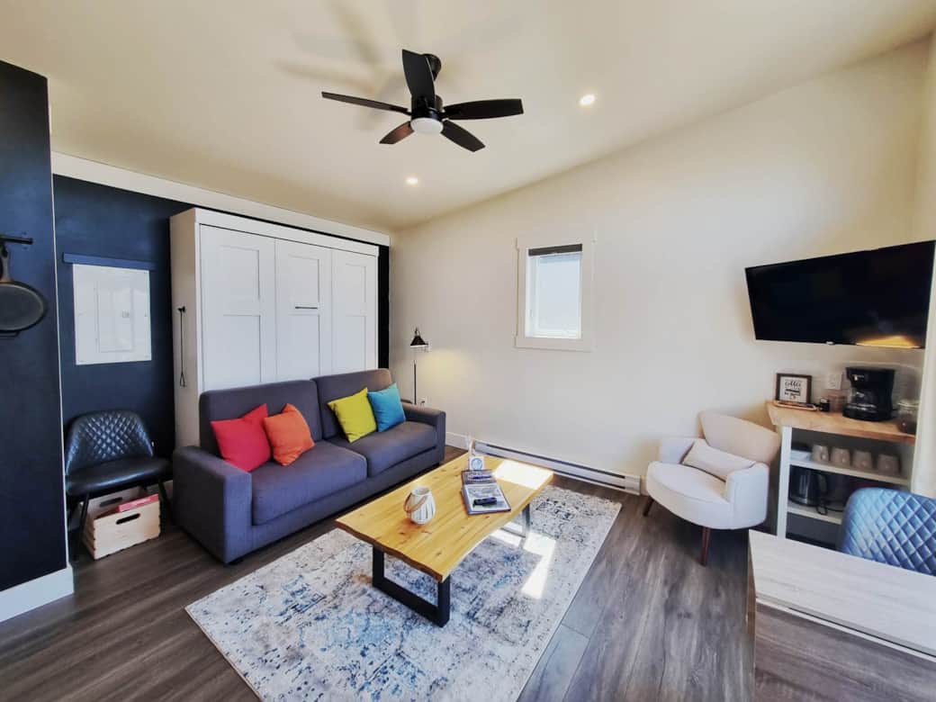 Separate living area, perfect for lounging or playing games.