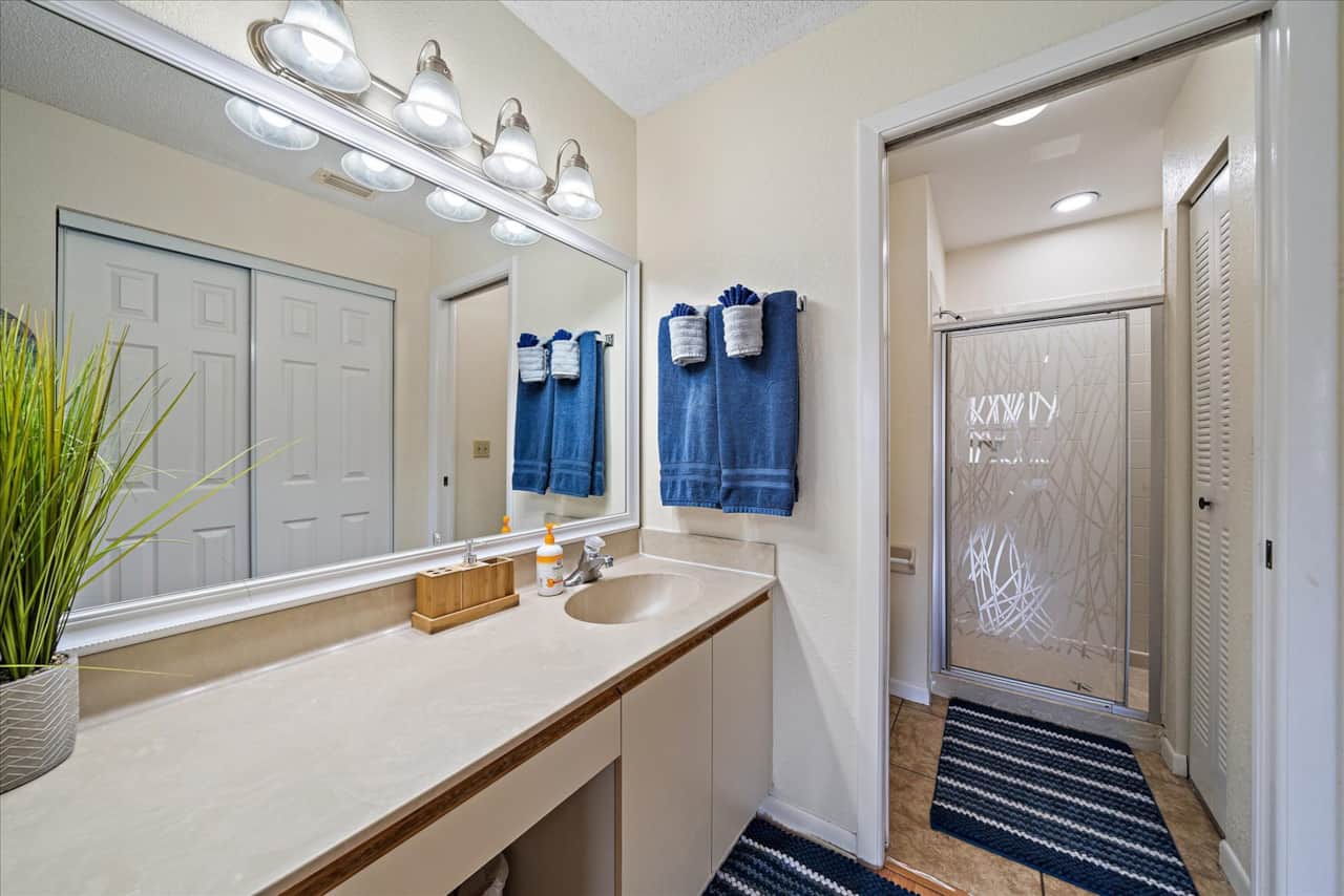 Main Bathroom