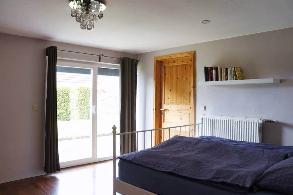 Schlafzimmer Untergeschoss