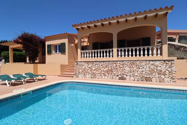 Villa Diana - Stunning Villa Overlooking Pool and Terrace