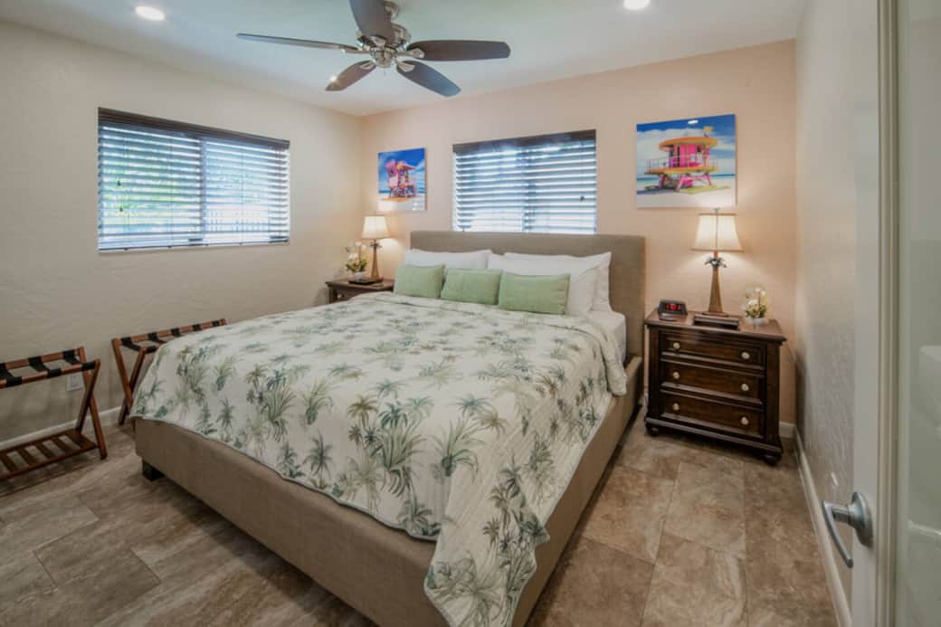 Brand New Beautyrest Pillow Top King Mattress with Tommy Bahama Linens and Comforter.
