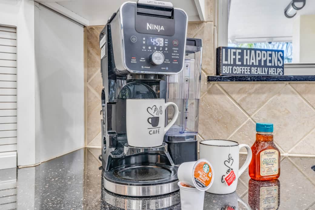 Ninja makes coffee, cappuccino or tea by the cup, or brew a fresh pot of Cuban coffee
