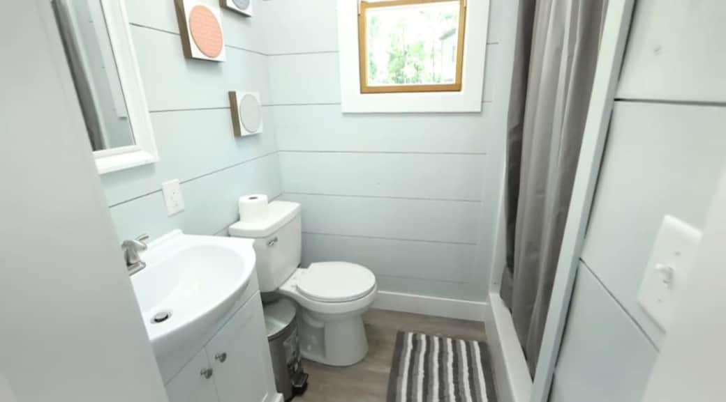 Bathroom Bathroom