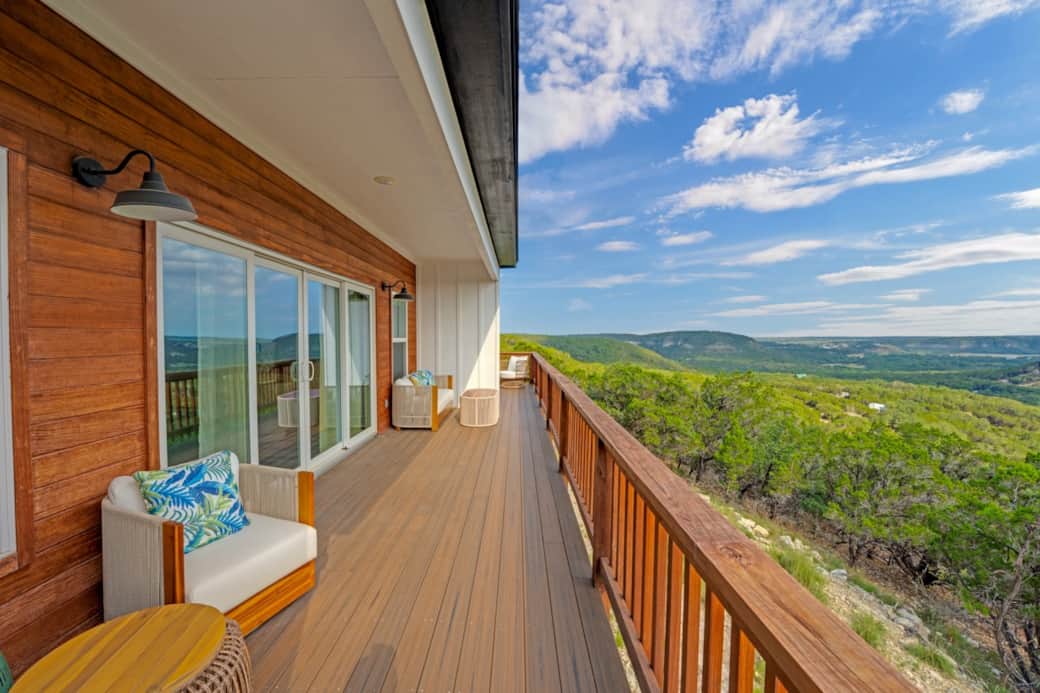 Stunning Hill Country Views