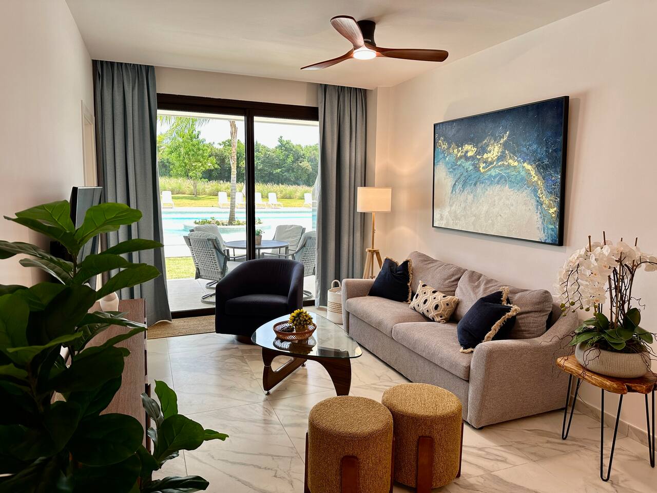 1st floor Pool front 2 BR Condo Cana Rock Star photo 2
