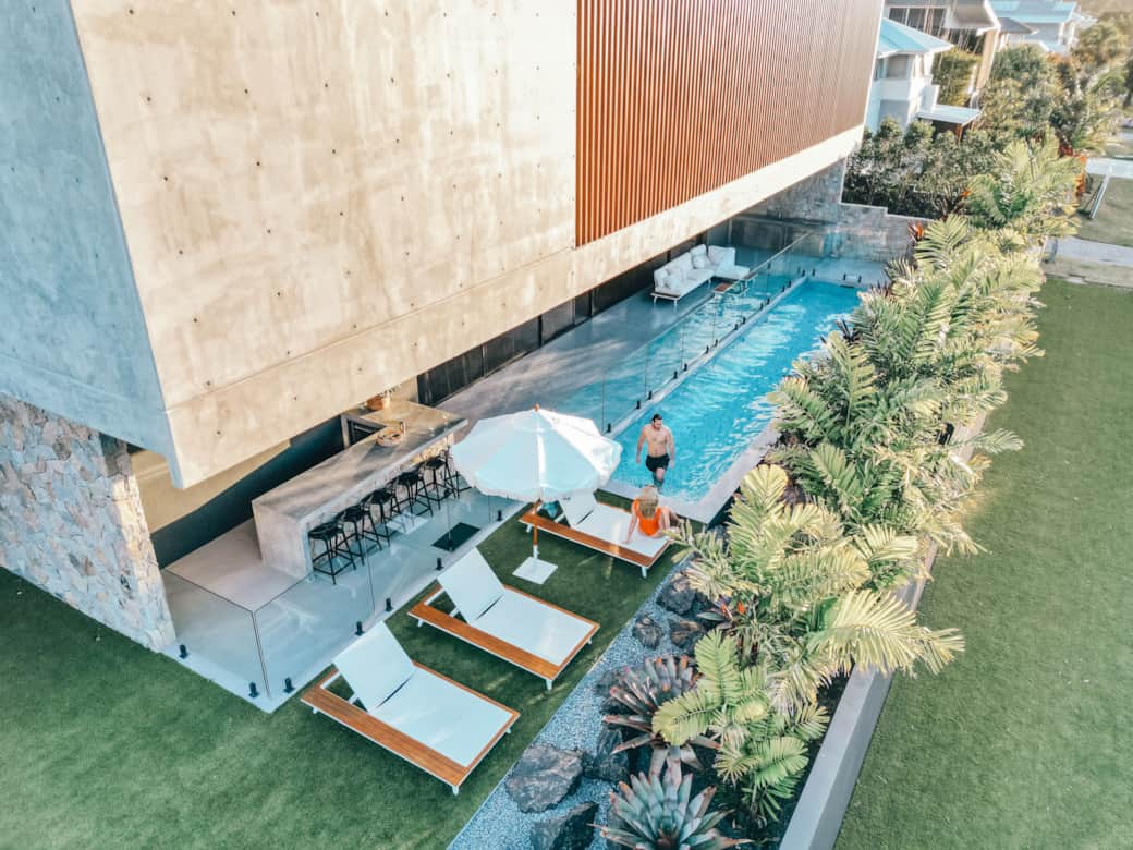 Mana Beach House - Alfresco and Pool area