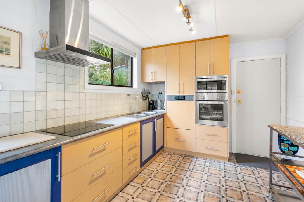 Absolute beachfront holiday home Bruny Island Absolute beachfront holiday home Bruny Island