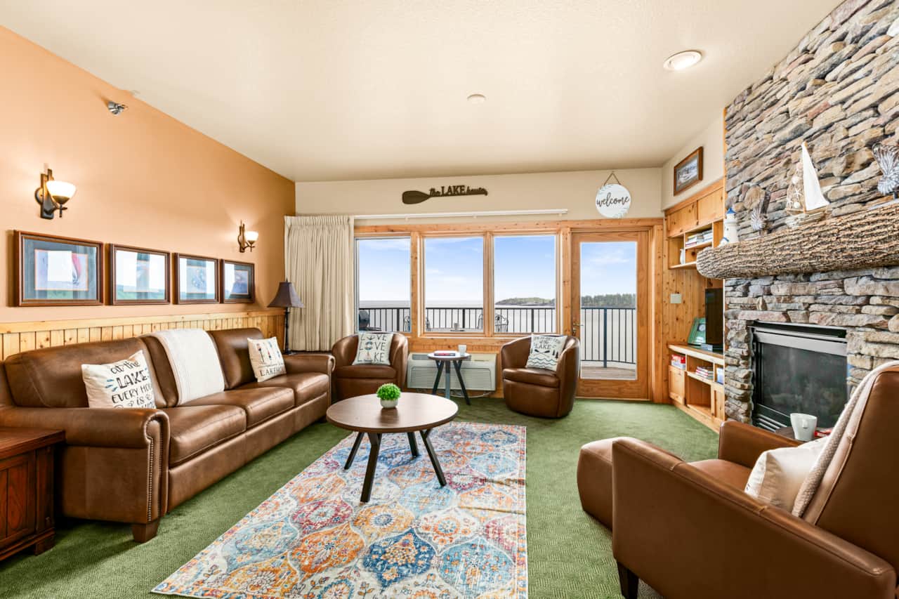 Amazing lake views from every seat in the living room