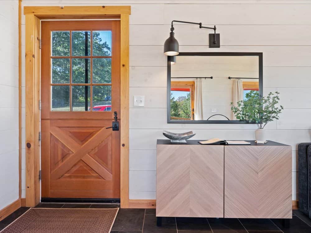 Entrance door