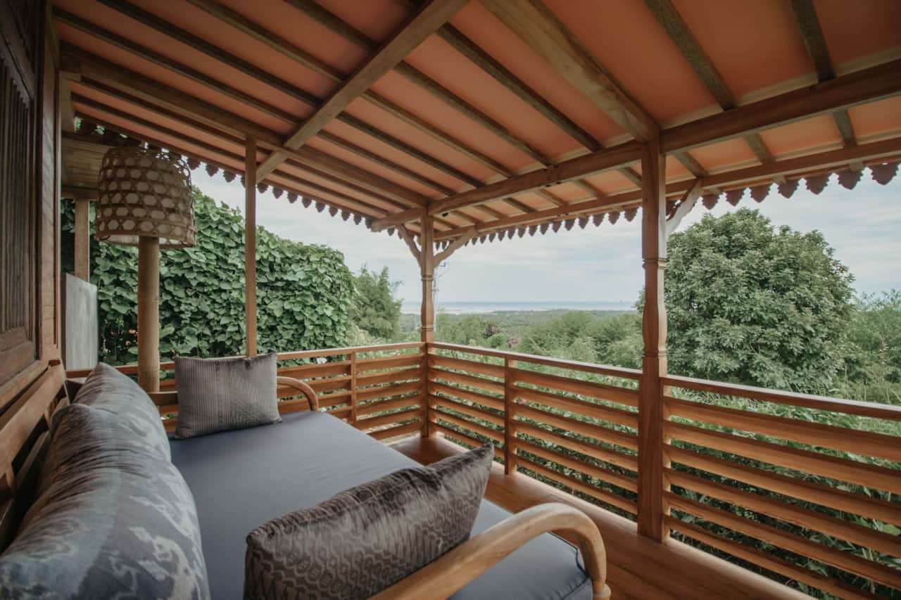 Kesambi4-woodenhouse-sumberkimahill-bali 
