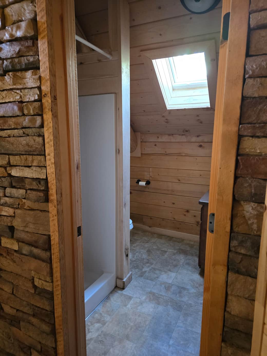 Basement Bathroom lodge