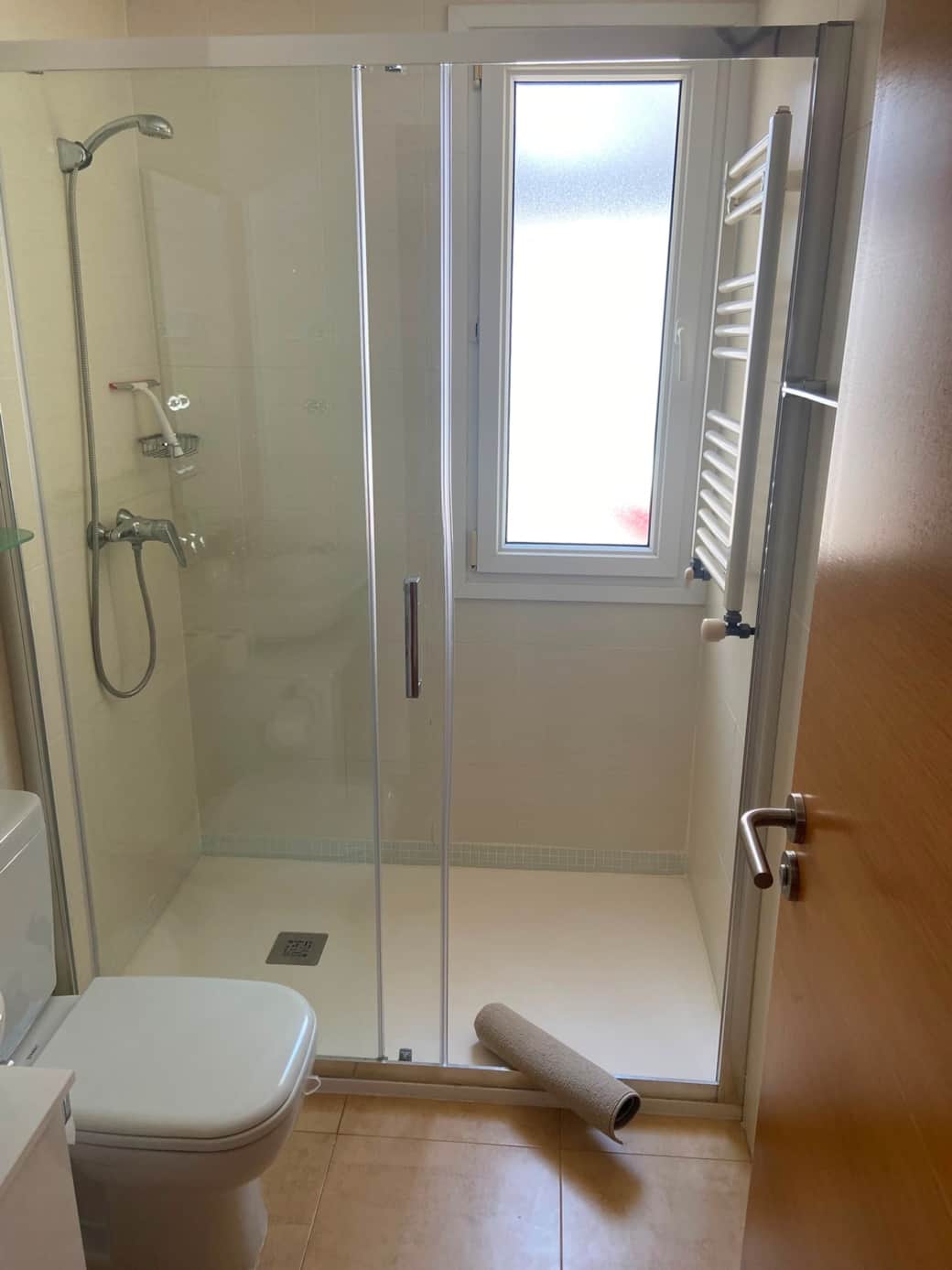 Main bathroom