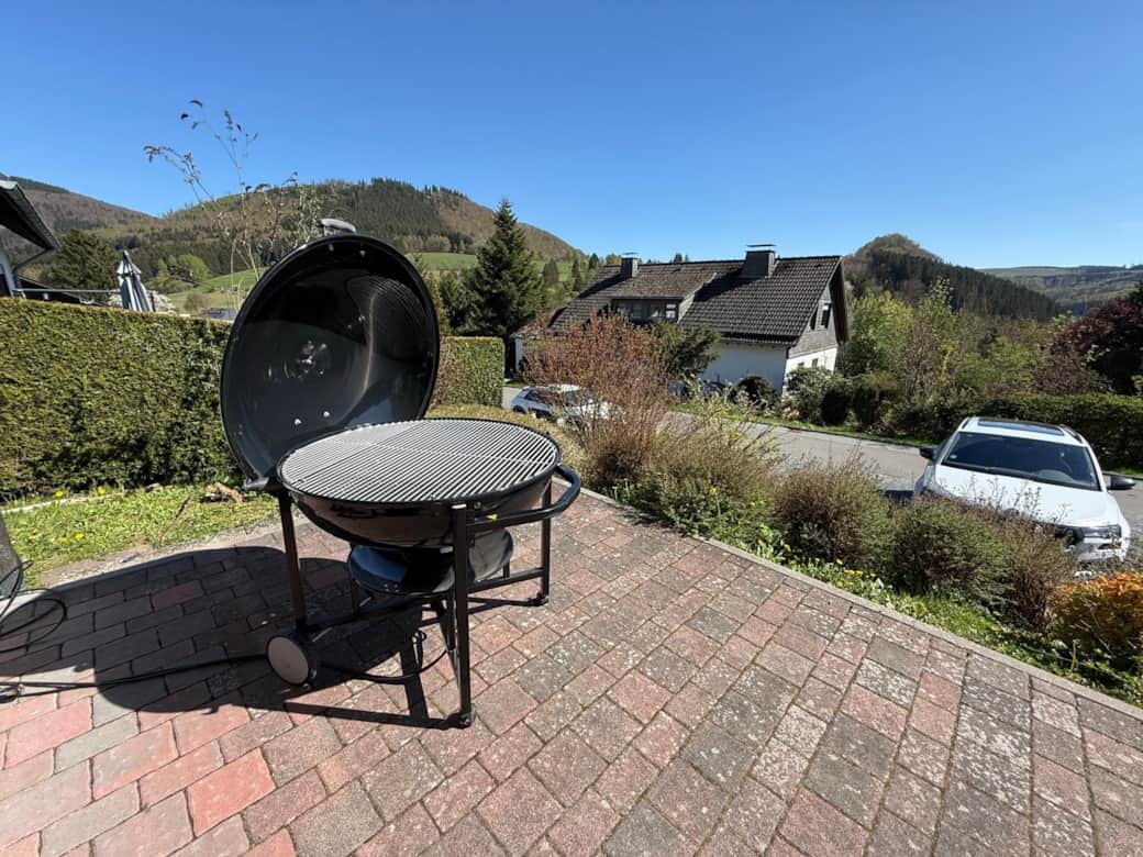B B Q
