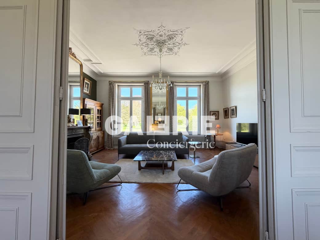 Salon