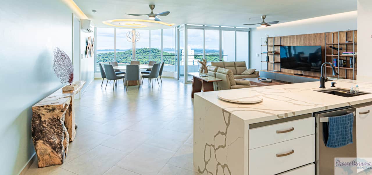 CB22M-Main Living Area