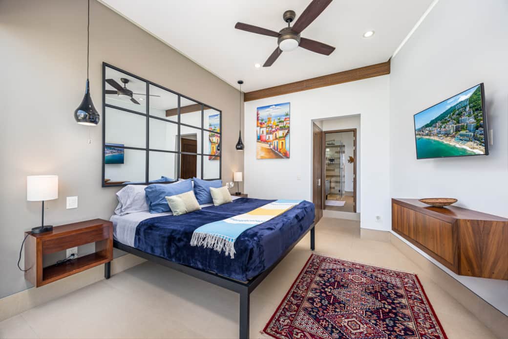 Bedroom 2 w/Ocean View