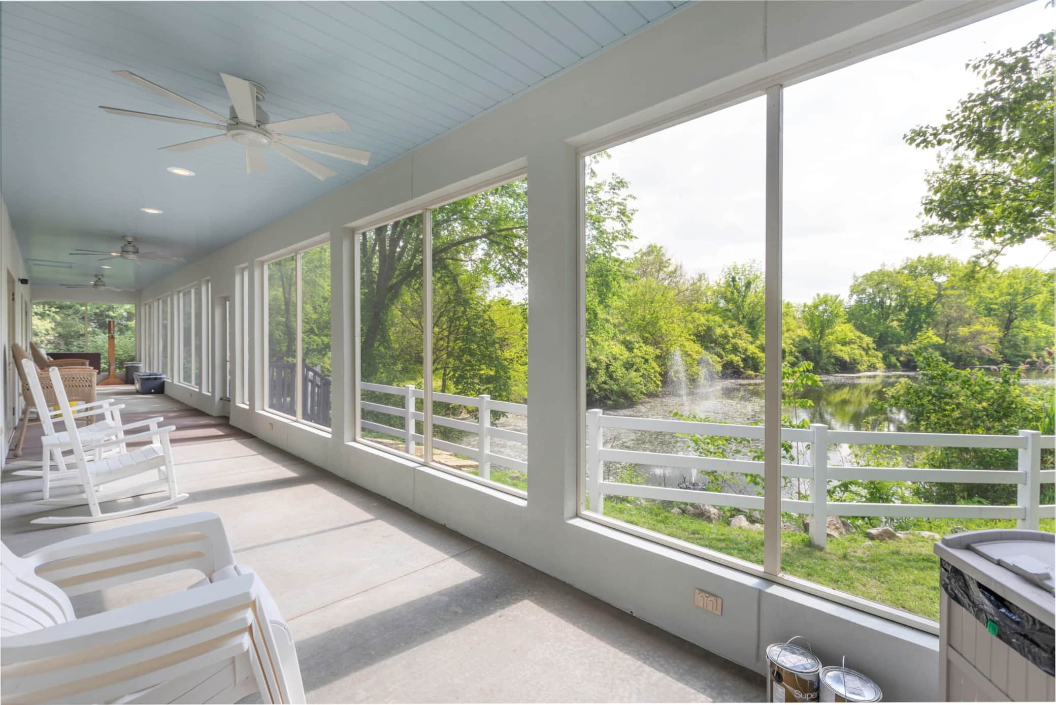 Screened in porch