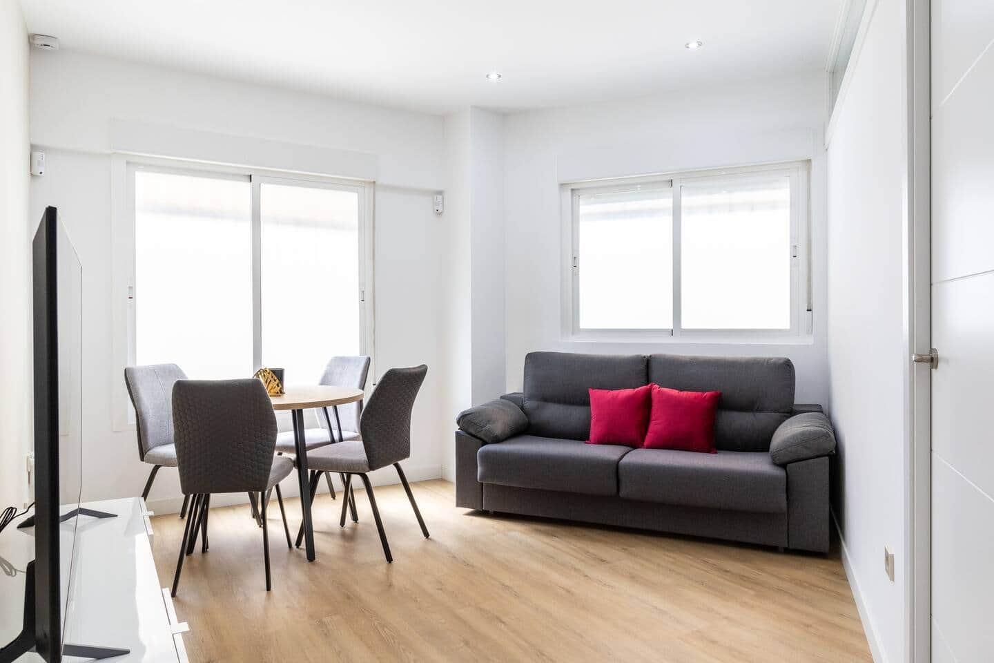 Apartamento moderno céntrico con AC y Luz natural — foto 3