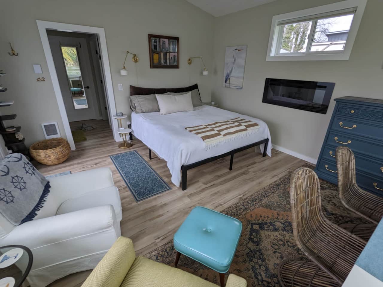 California King bed
