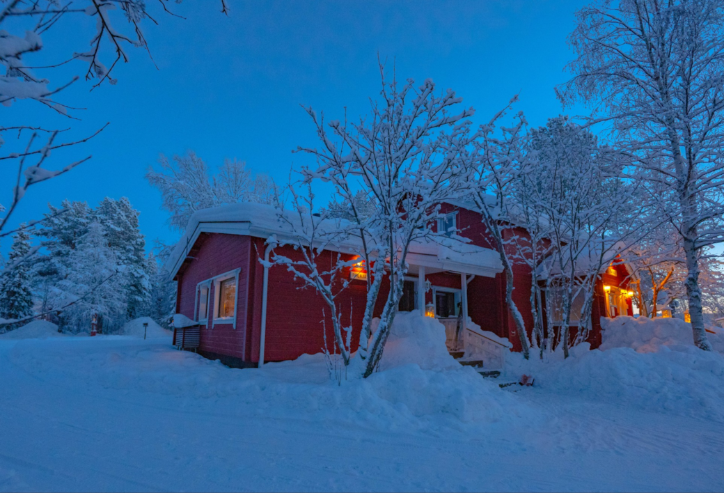 Outdoor view of the cabin