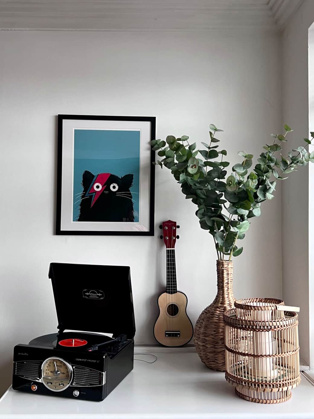 The Music Corner -
