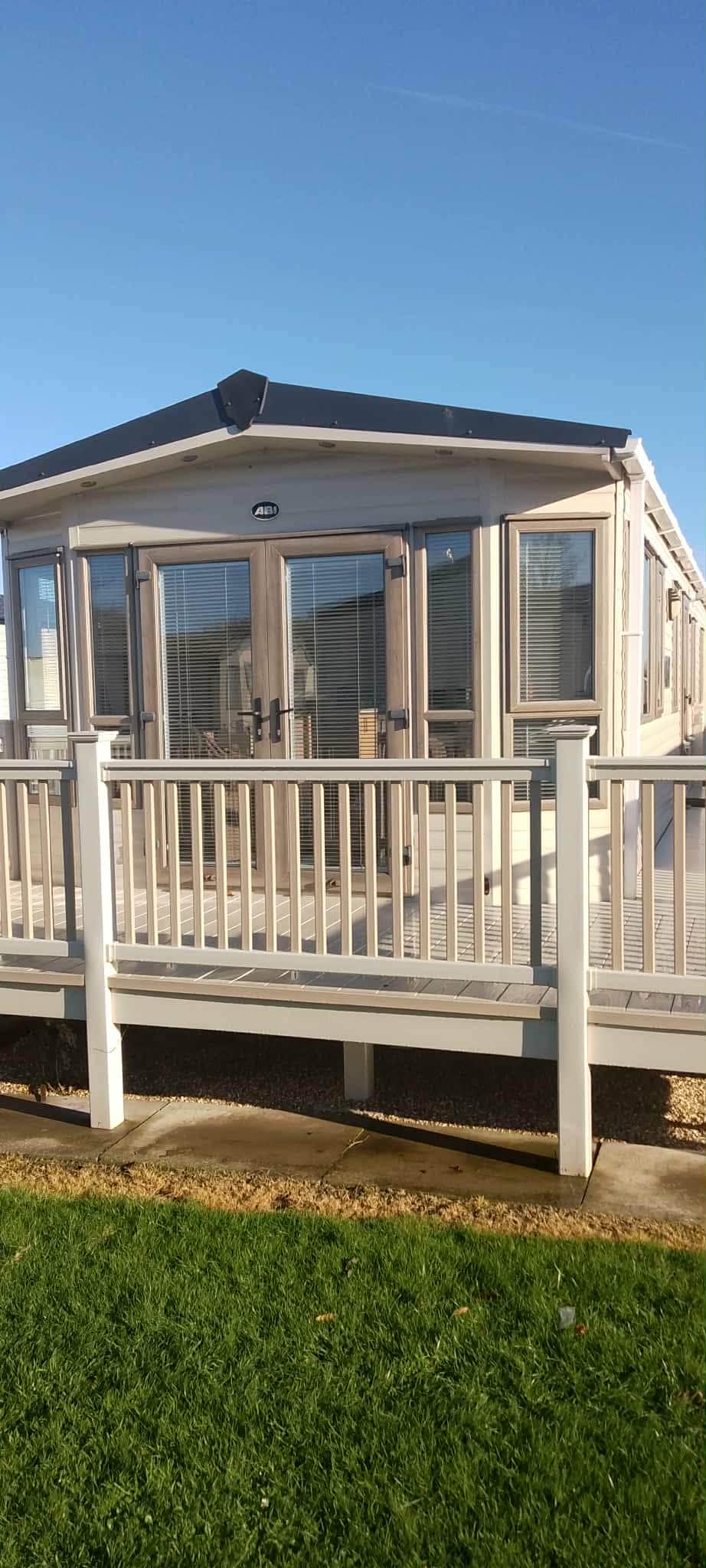 389d9f8b ab1d 4695 b02b 37475560c0e6