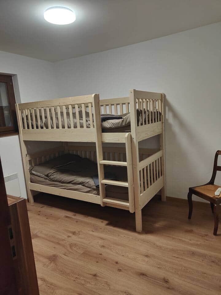 Chambre enfants rez inférieur 