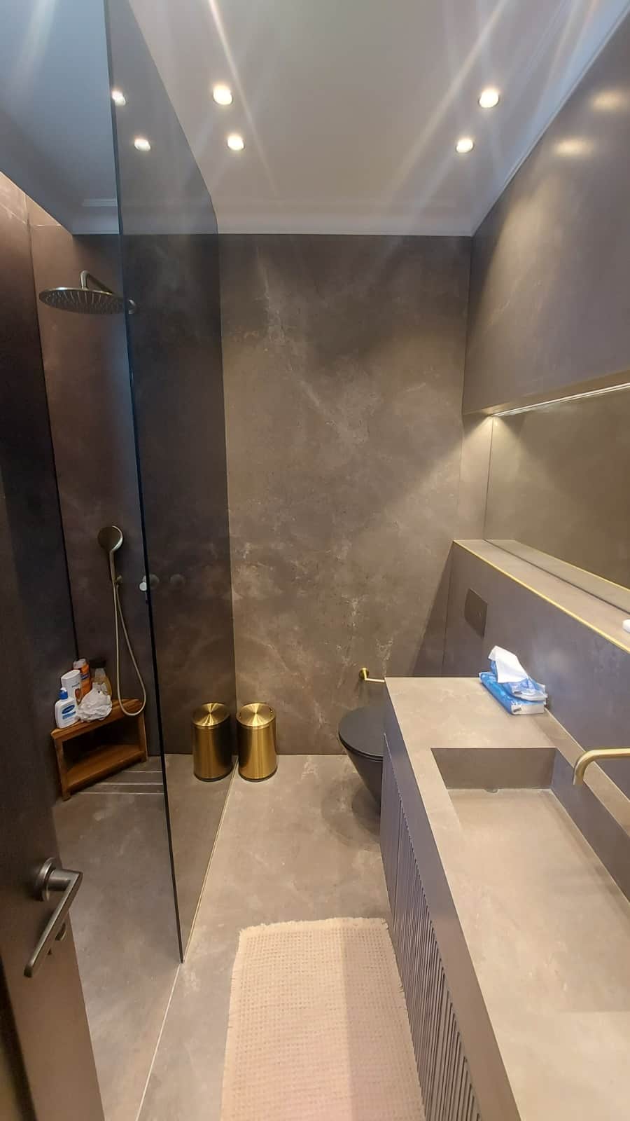 Master Ensuite
