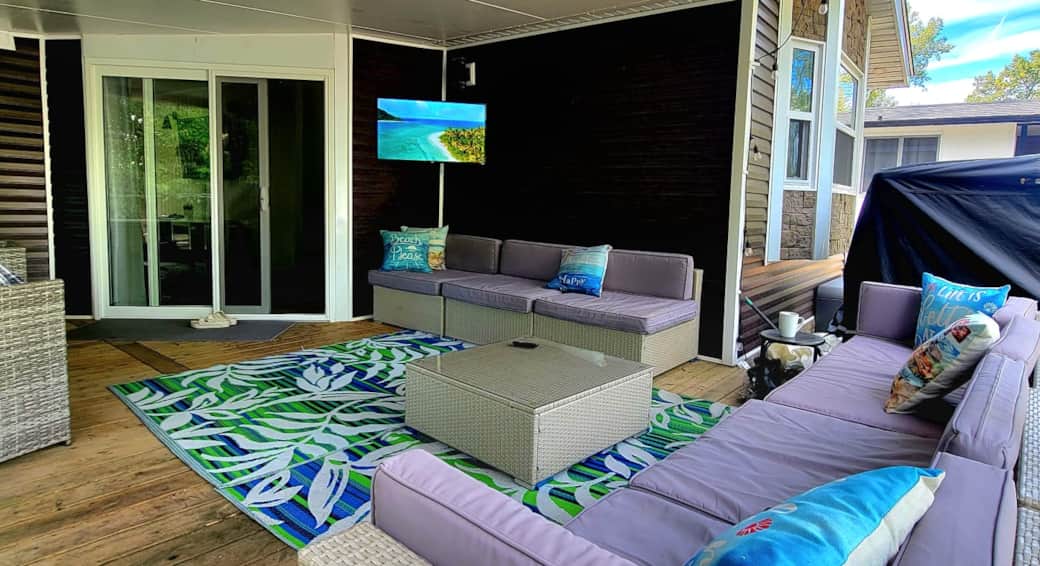 Lounge area on Deck Lounge area on Deck