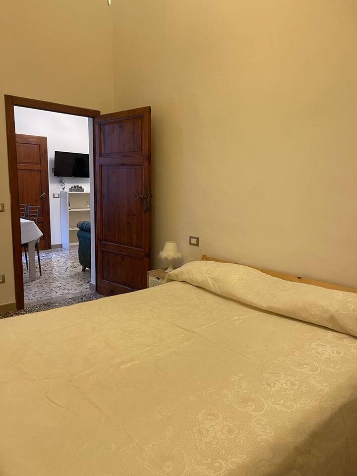 Parcheggio Gratuito • Ampio Appartamento