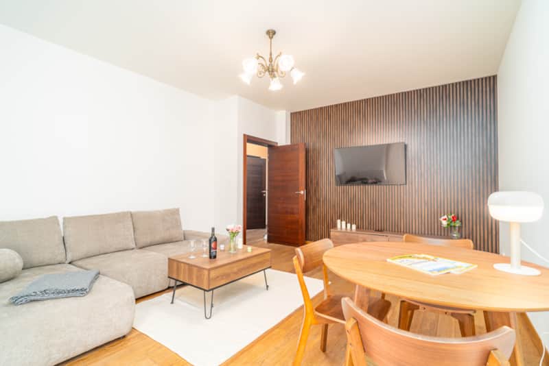 Rakowicka Residence - by Hosty