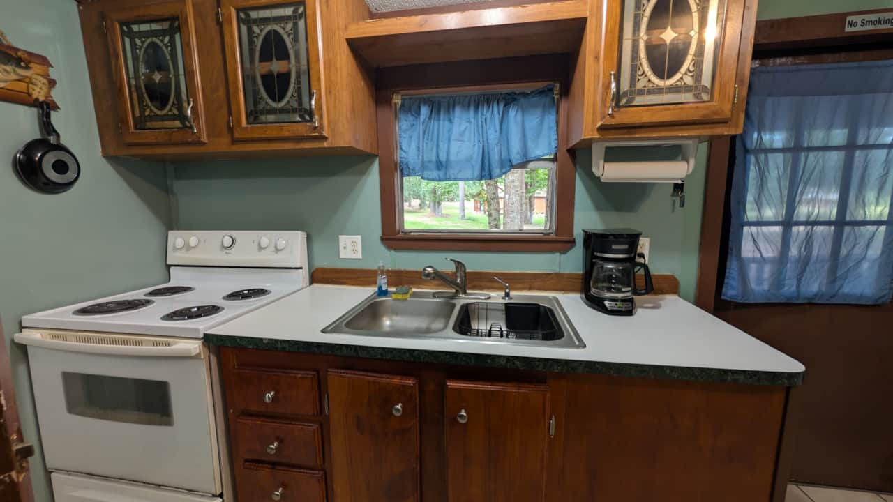 Well equipped kitchen 