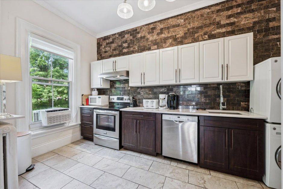 Unit 3 kitchen