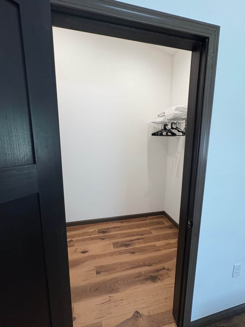 Master Walk In Closet