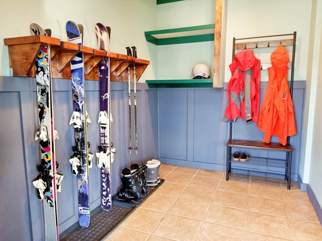 Custom-made ski/snowboard rack to store all of your winter gears.