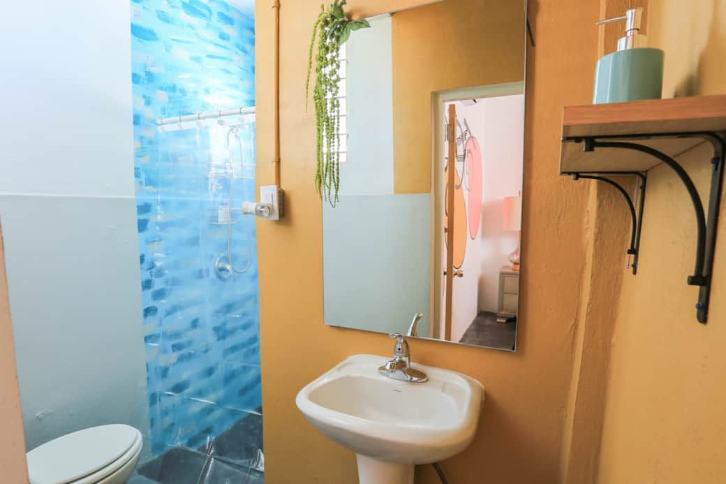 JOY Room: In-suite Bathroom 1 JOY Room: In-suite Bathroom 1