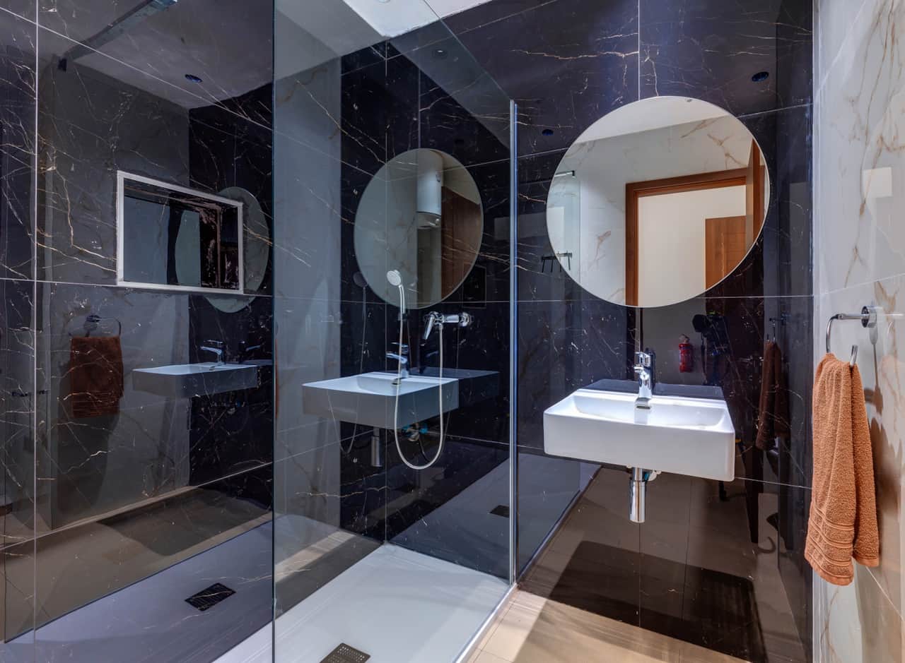 Bathroom/No Kitchen