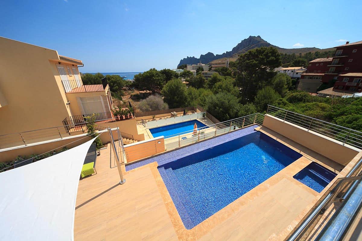 Cavall, Cala Sant Vicenç