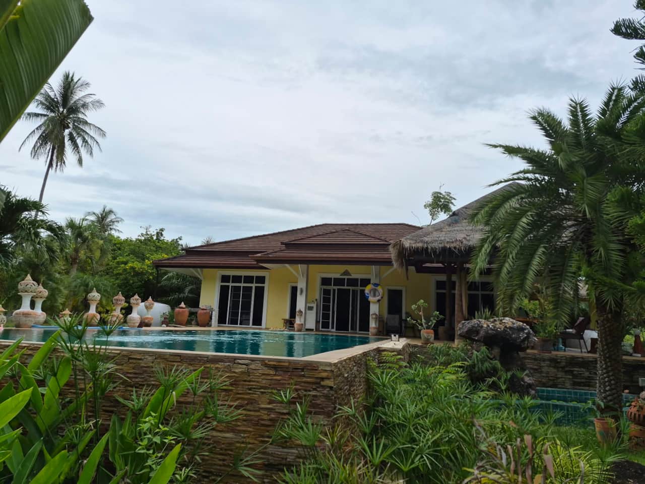 Whole house Private Pool1