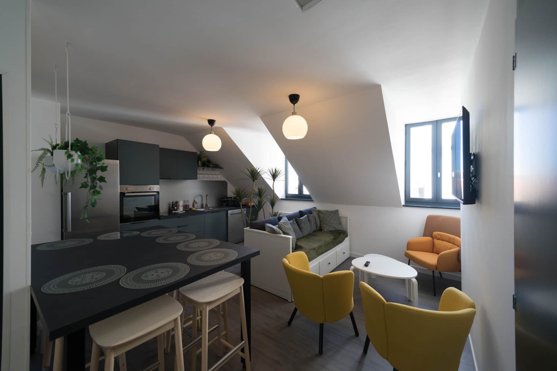 Espace confortable pour travailler ou se détendre entre deux sessions de séminaire à la Résidence Bardiaux