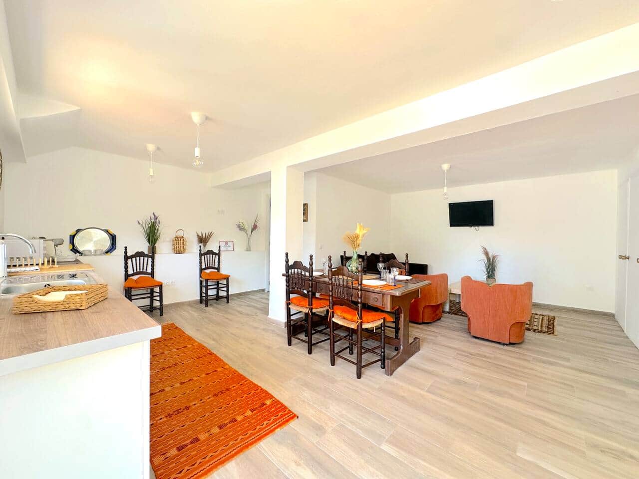 Living room GARDEN HOUSE MALAGA Homingbook