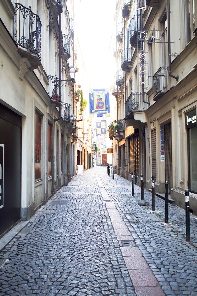 Quadrilatero · Via Garibaldi · 4 ospiti con A/C