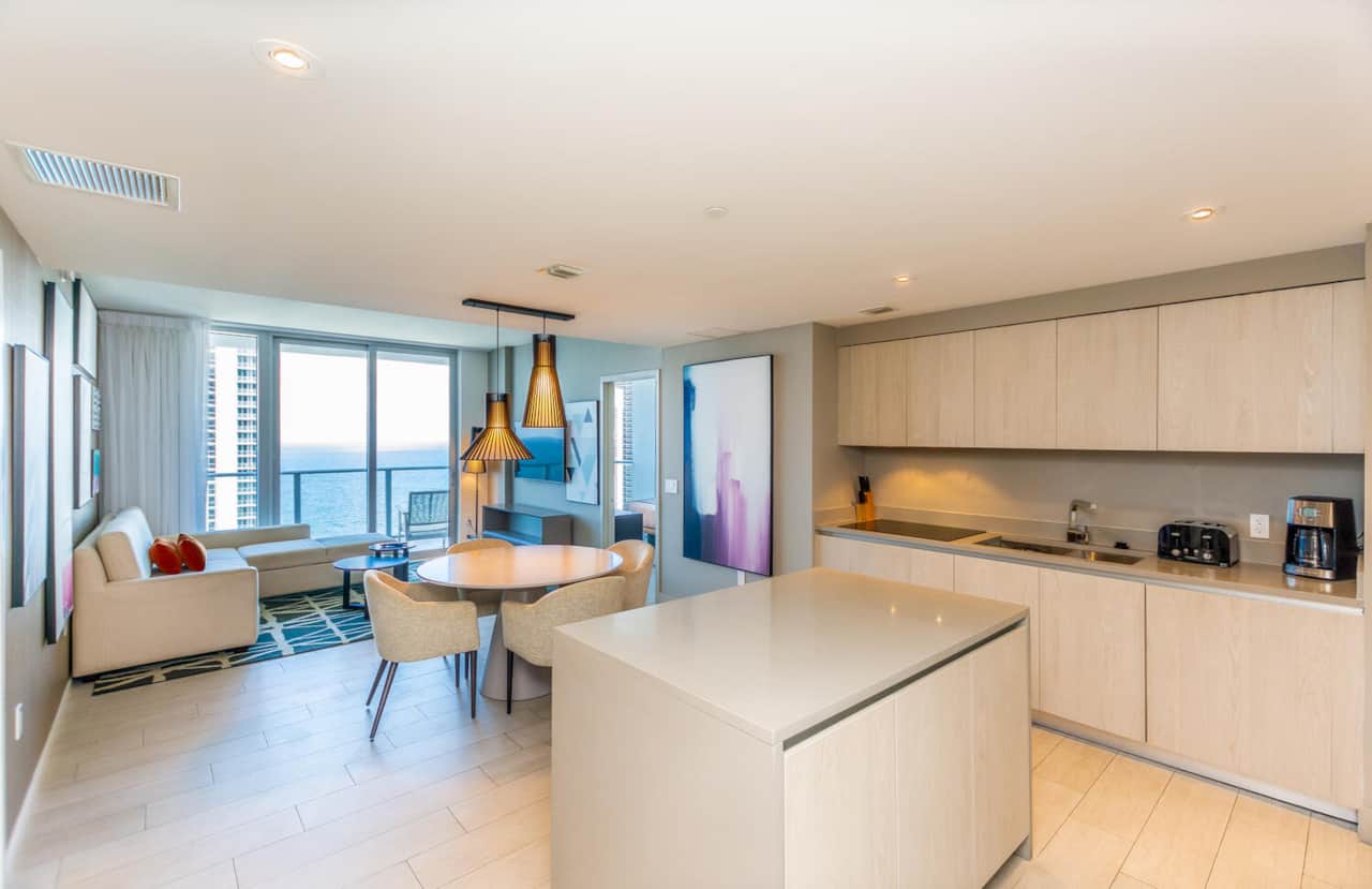 4010 S Ocean Dr Unit 3505-large-005-003-DSC 5502-1500x972-72dpi