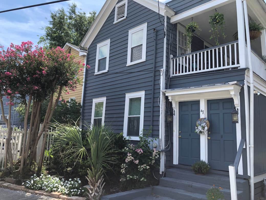 Enjoy the aroma of our flowers as you go upstairs through your private entrance and porch. Enjoy the aroma of our flowers as you go upstairs through your private entrance and porch.