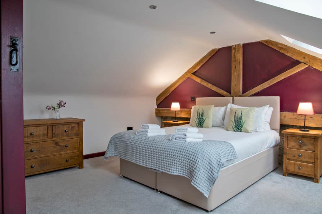 Summer - Bedroom 1 a
