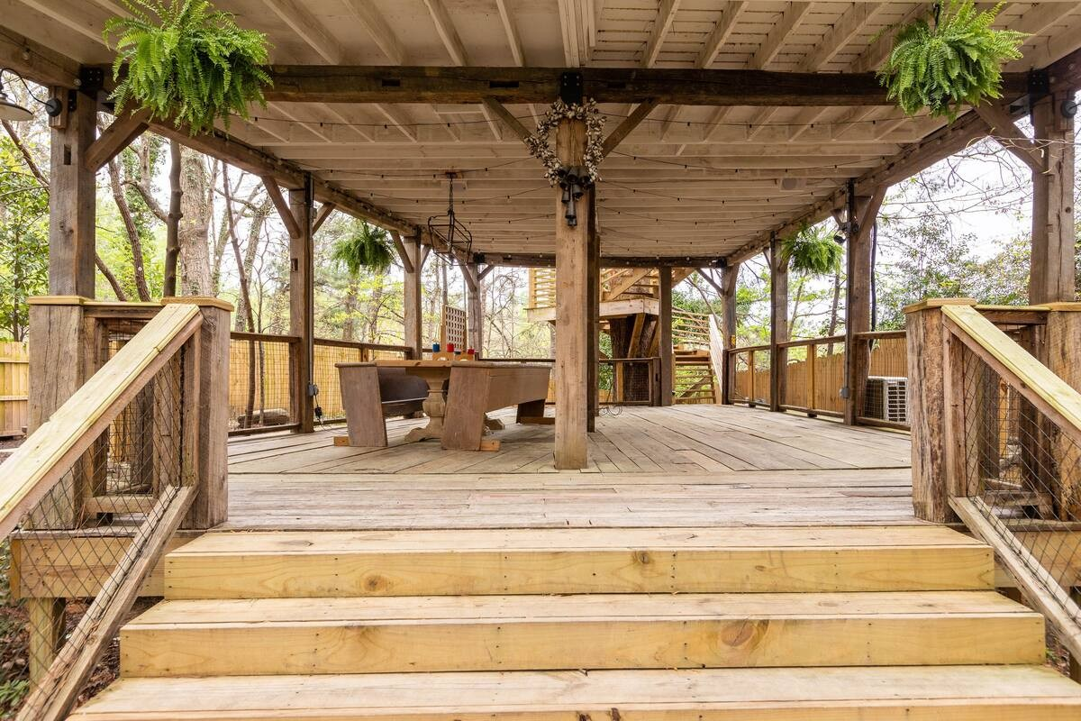 Covered Deck Area