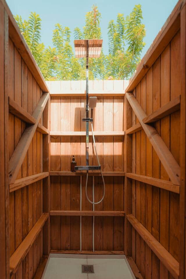 douche extérieure
