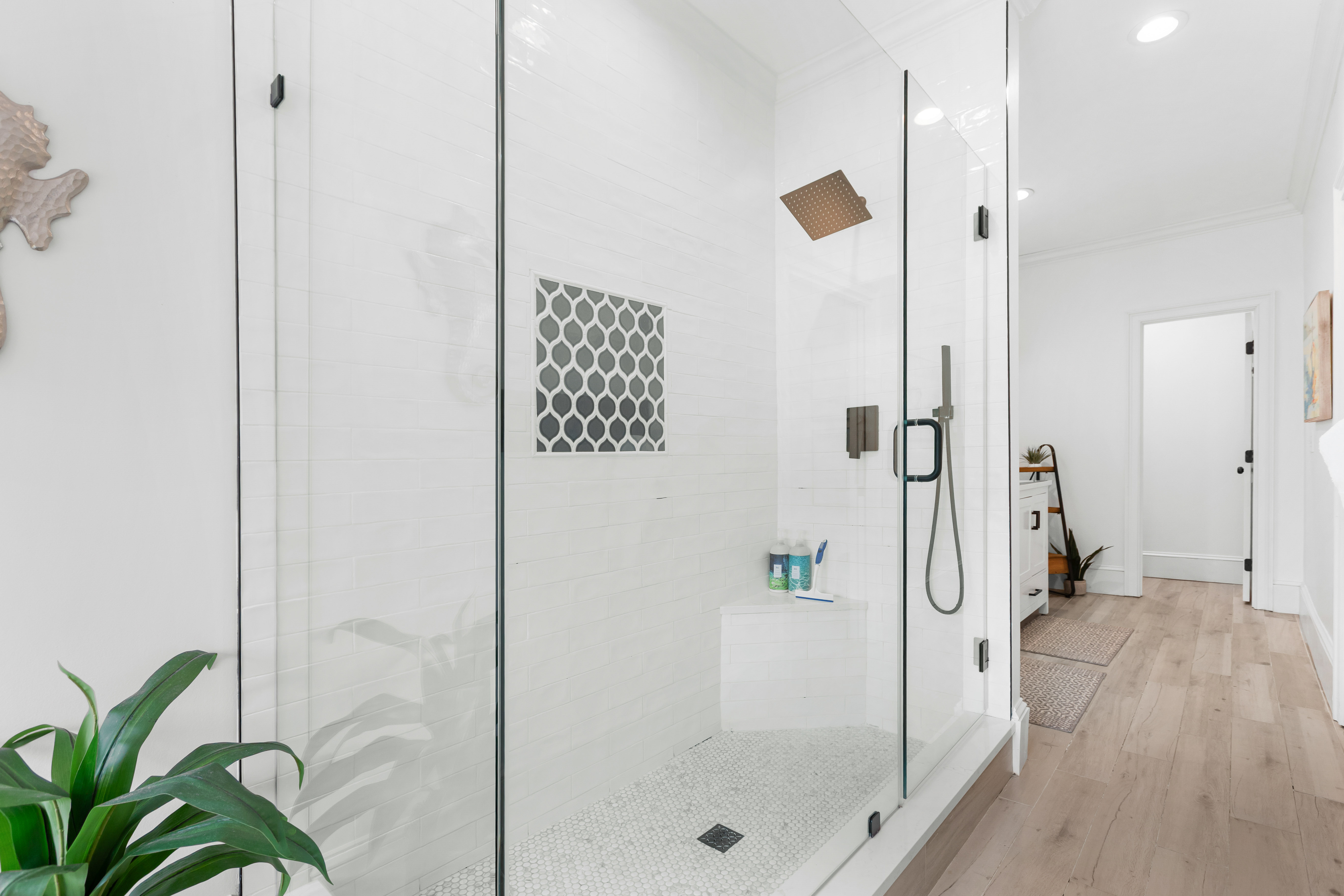 Master Bathroom (ensuite)