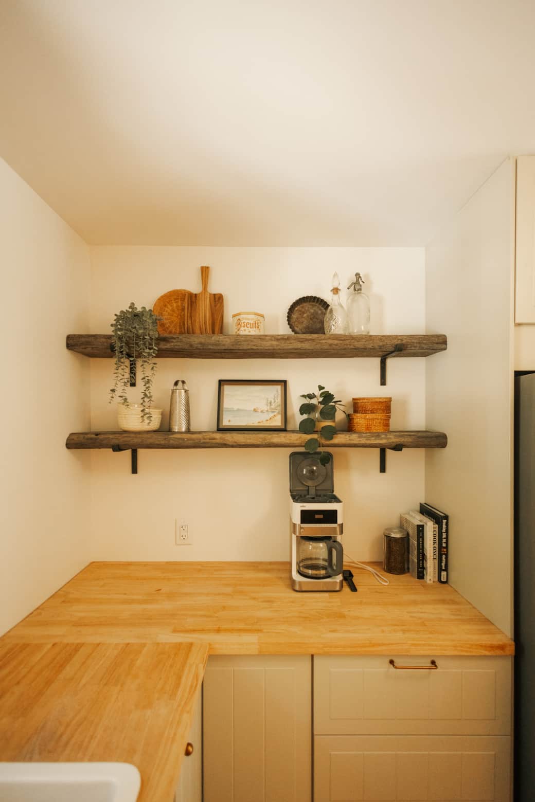 Fully stocked kitchen