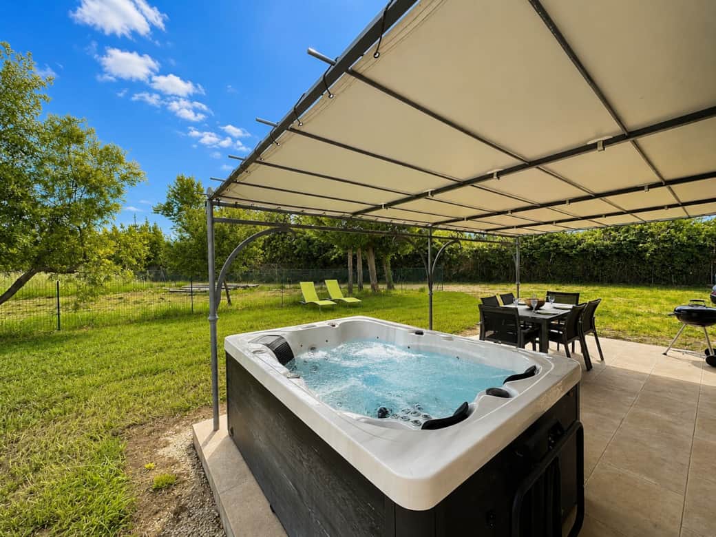 Jacuzzi, jardin